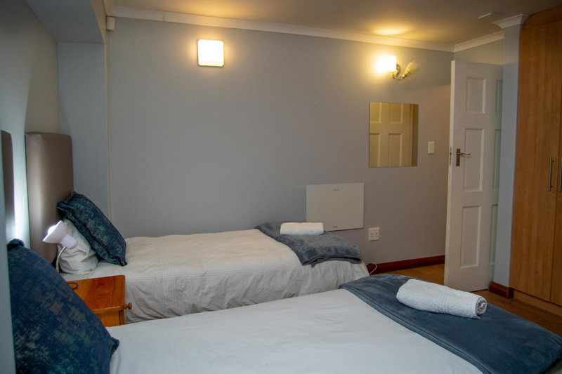Great White Accommodation, Kleinbaai, South Africa