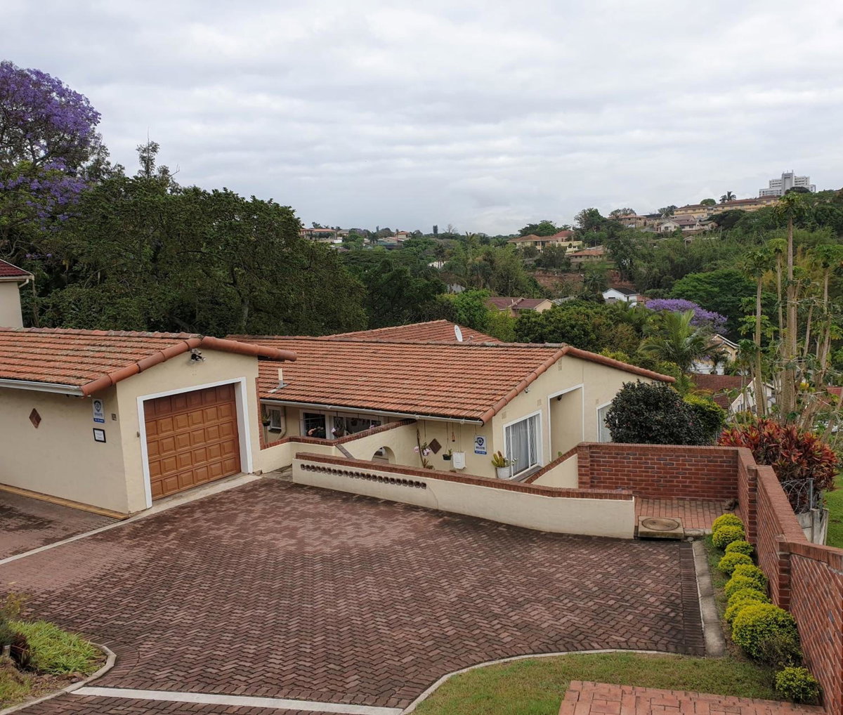 Hotel · Lily's Cottage, Durban