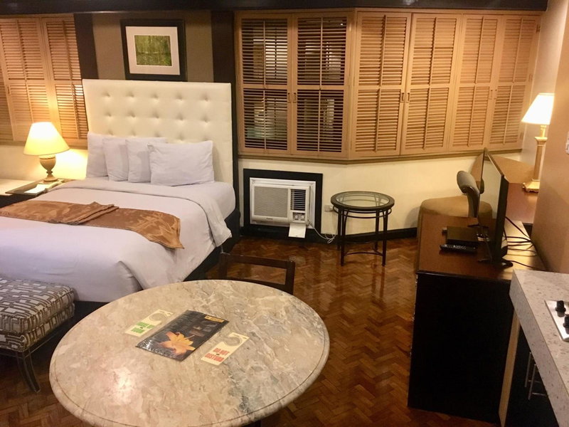 Lourdes Family Suites Makati powered by Cocotel, Manila, Philippines