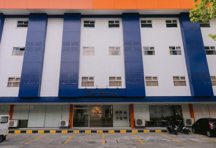 Cris Inn Tagum, Tagum, Philippines