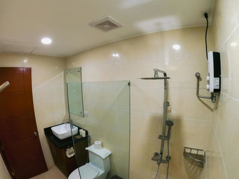 Cris Inn Tagum, Tagum, Philippines