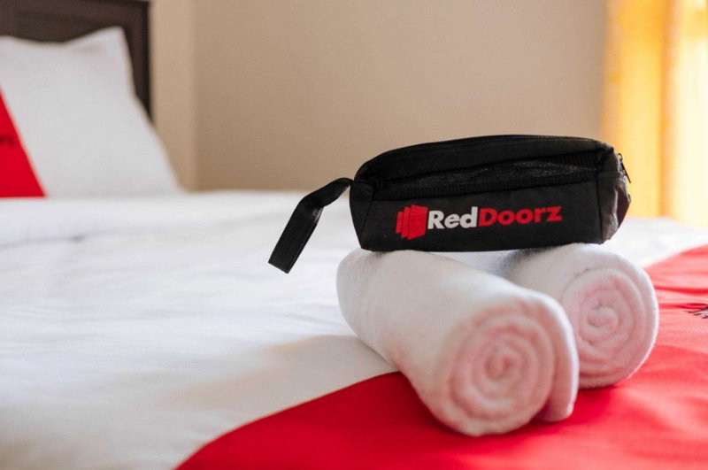 RedDoorz near Baclay Drive Super Metro, Cebu City, Philippines