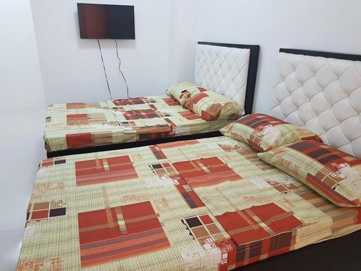 N&J Lopez Lodging House, Manila, Philippines