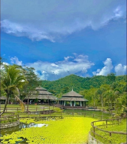 Balay Ni Tatay Farm Resort by Cocotel, Babatngon, Philippines