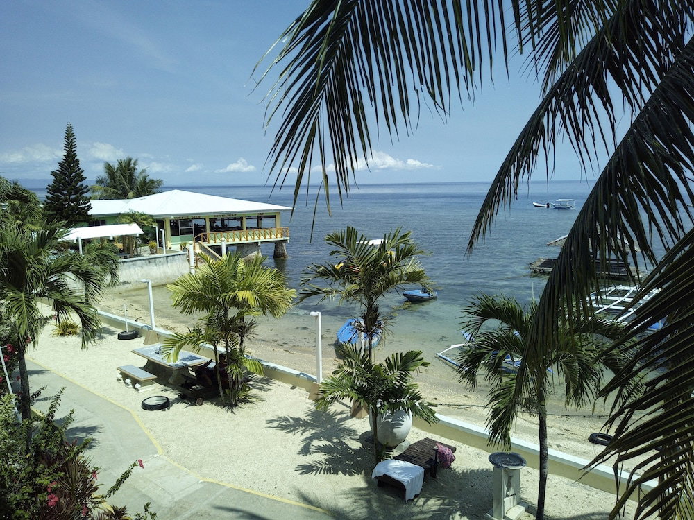 Ocean Bay Beach Resort, Philippines