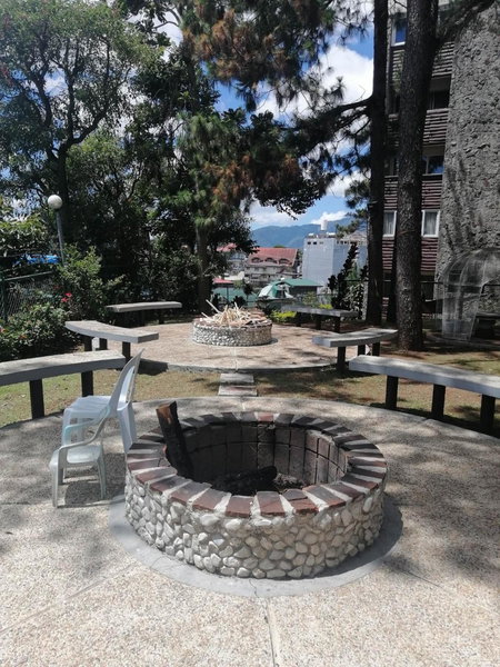 HOMESTAY DE MARQS - STYLISH and SPACIOUS 3 BEDROOM VACATION HOME, Baguio, Philippines