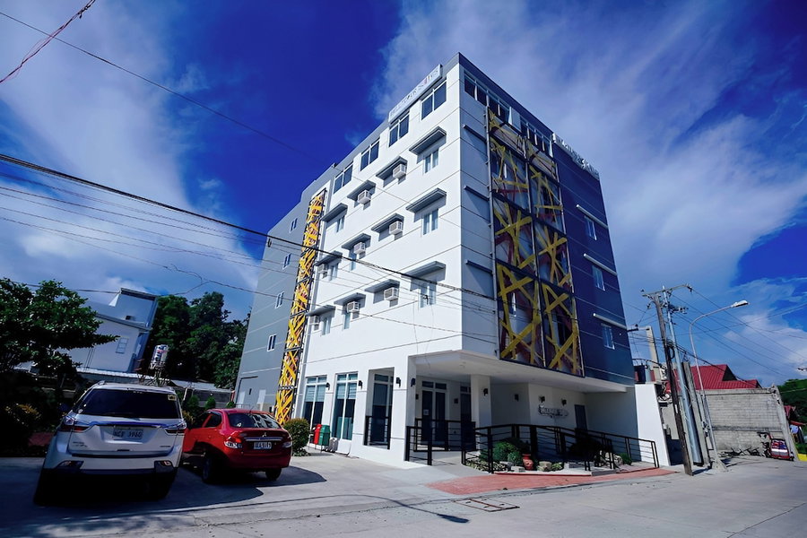 Belltower CSheLi Suites Bantay - Vigan, Bantay, Philippines