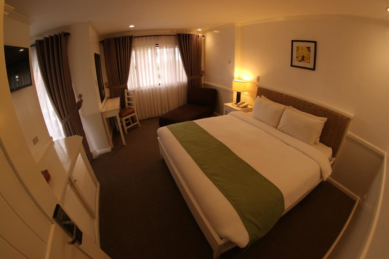 Mines View Park Hotel, Baguio, Philippines