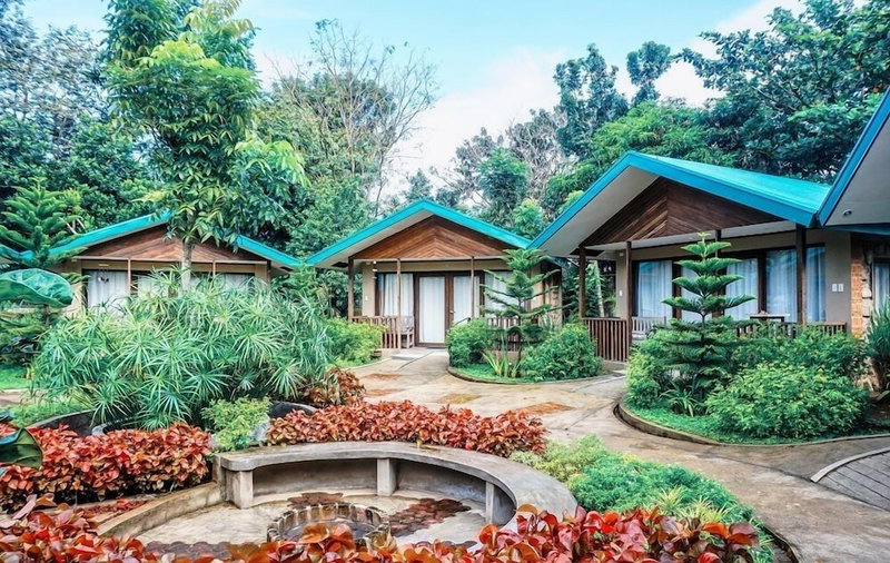 Ted's Bed and Breakfast, Santa Cruz, Philippines