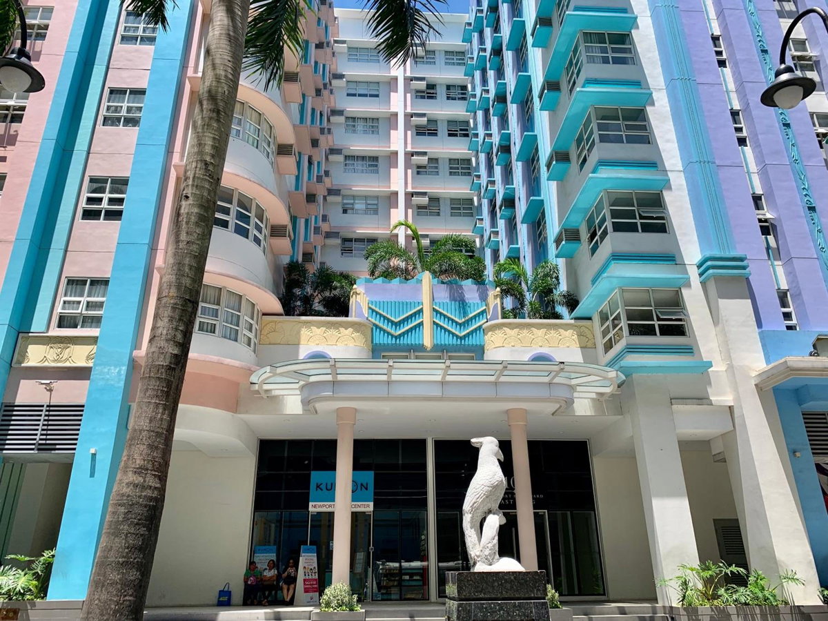 101 Newport City Chillax C2 Manila Airport Pasay, Philippines
