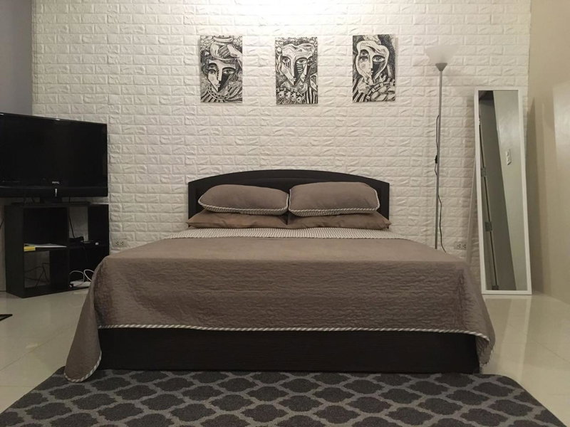 Modern Studio Unit at One Palm Tree Villas near NAIA & Resortsworld, Manila, Philippines