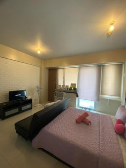 Modern Studio Unit at One Palm Tree Villas near NAIA & Resortsworld, Manila, Philippines
