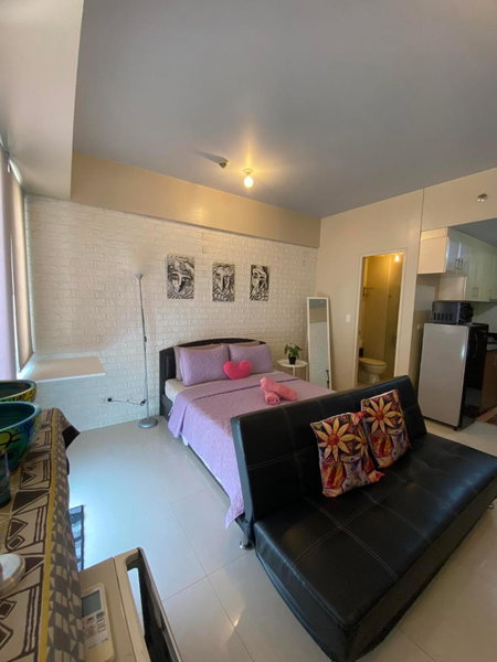Modern Studio Unit at One Palm Tree Villas near NAIA & Resortsworld, Manila, Philippines