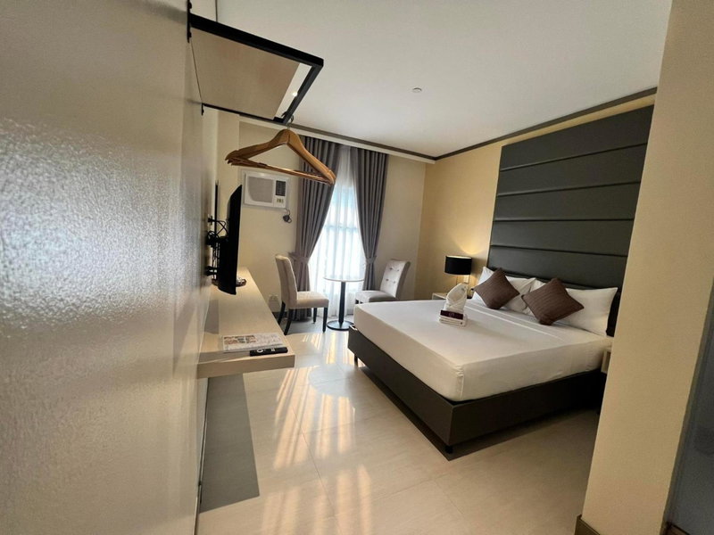 Yes Hotel Imus Cavite, Imus, Philippines