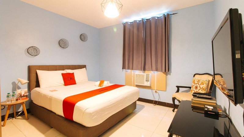 RedDoorz Plus at Kamuning Quezon City, Manila, Philippines