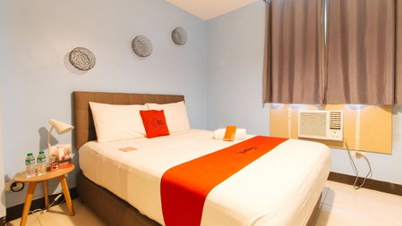 RedDoorz Plus at Kamuning Quezon City, Manila, Philippines