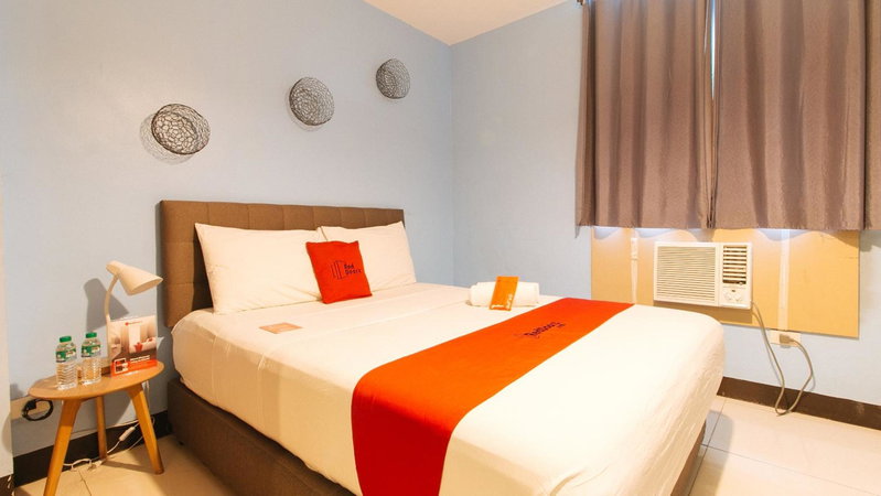 RedDoorz Plus at Kamuning Quezon City, Manila, Philippines