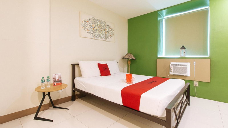 RedDoorz Plus at Kamuning Quezon City, Manila, Philippines