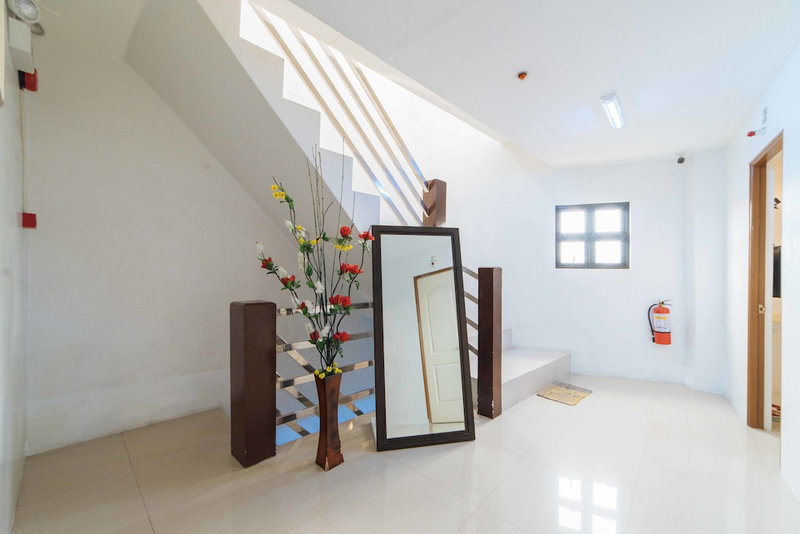 RedDoorz @ San Antonio Binan, Biñan City, Philippines