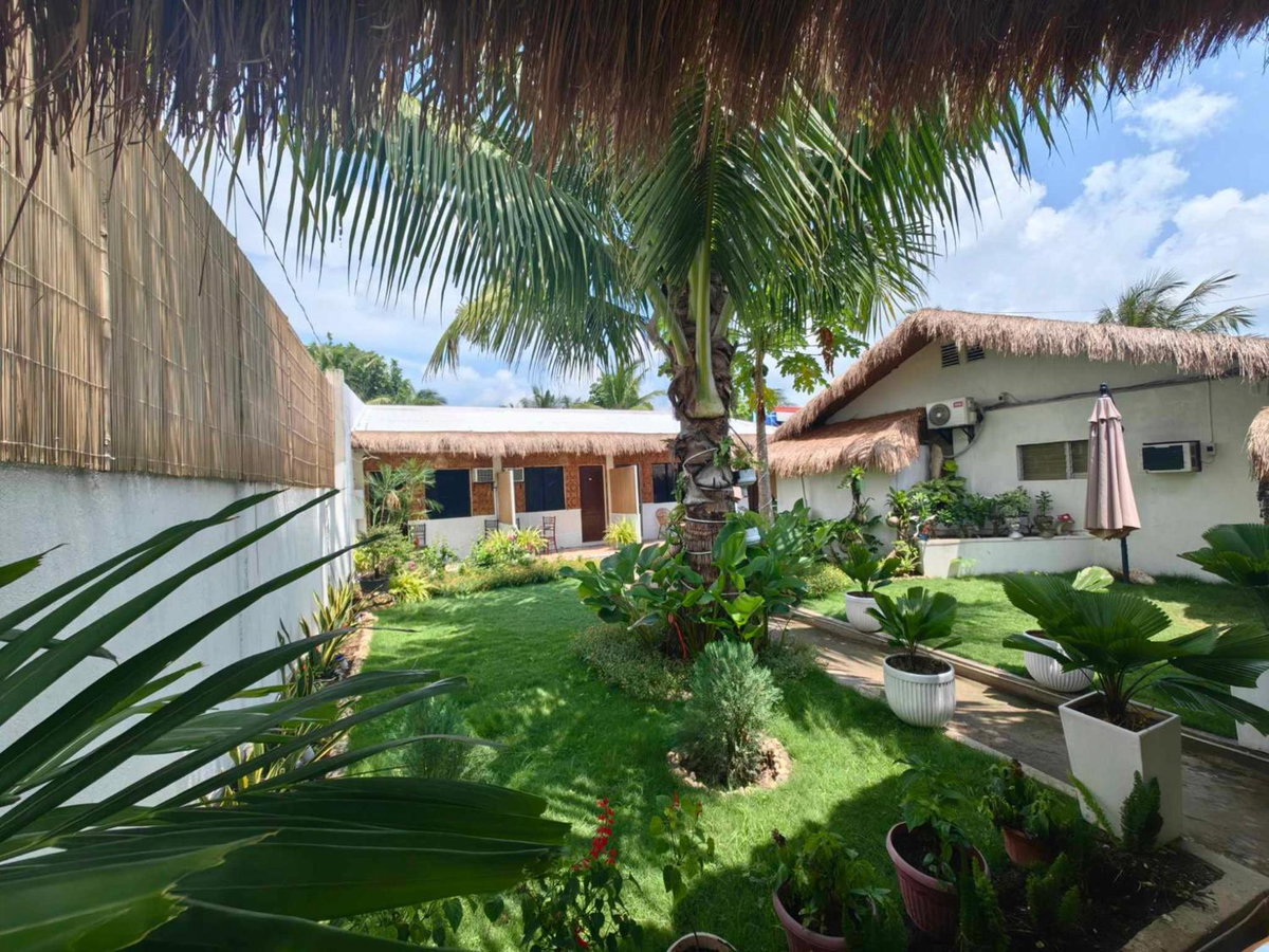 Hotel · 5R Tourist Inn & Restaurant, Pooc