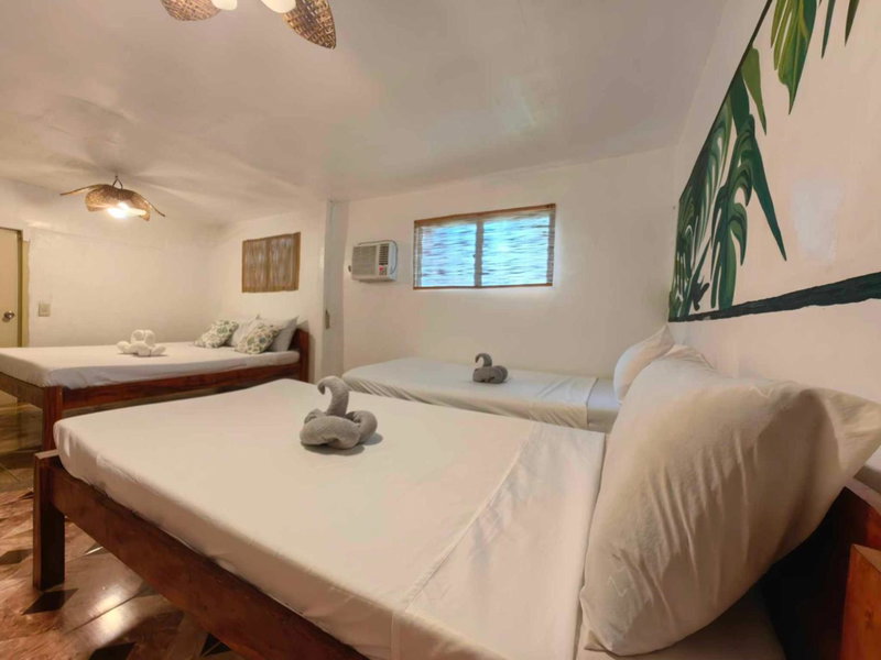 5R Tourist Inn & Restaurant, Pooc, Philippines