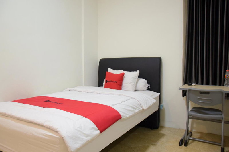 RedDoorz near GOR Satria Purwokerto, Purwokerto, Indonesia