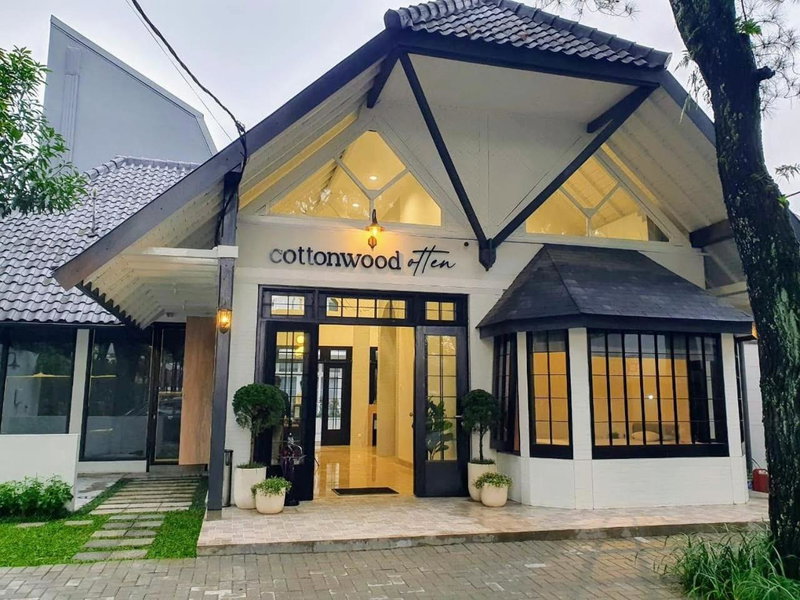 Cottonwood Boutique Heritage Otten, Bandung, Indonesia