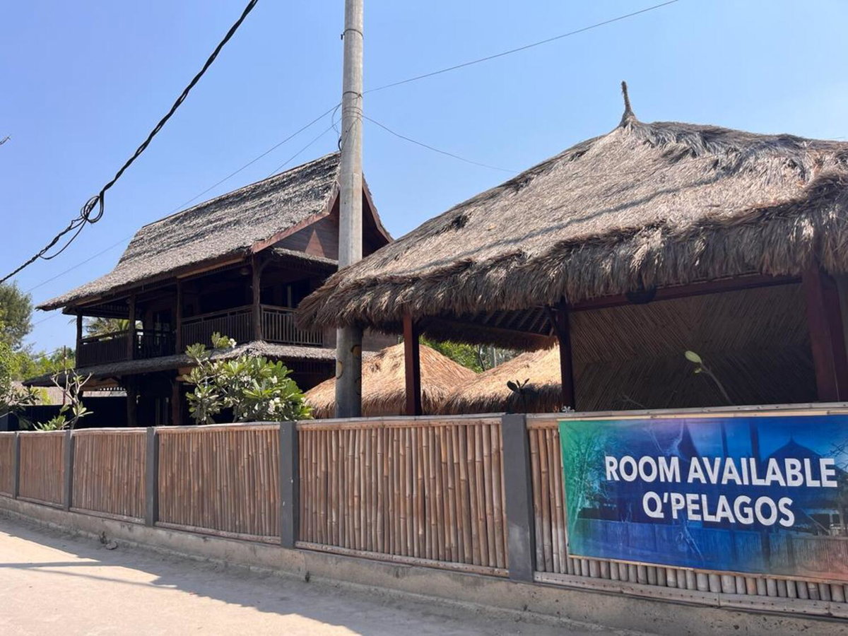 Q'Pelagos Sunset Bungalow, Indonesia