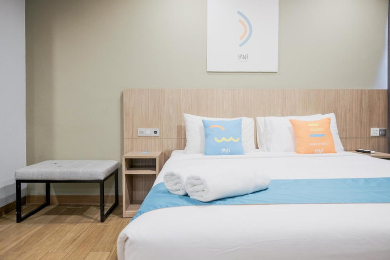 Sans Hotel Puri Indah Jakarta, Jakarta, Indonesia