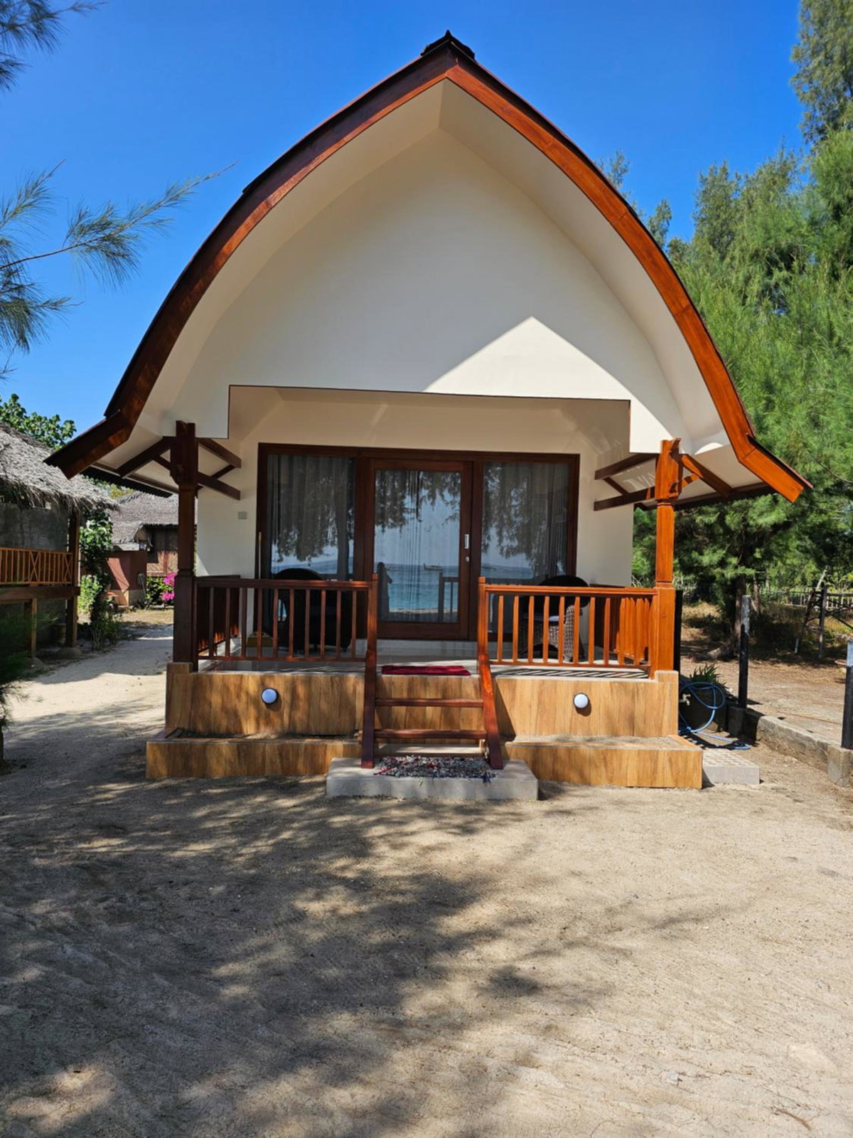 Bluecoral Bungalows, Indonesia