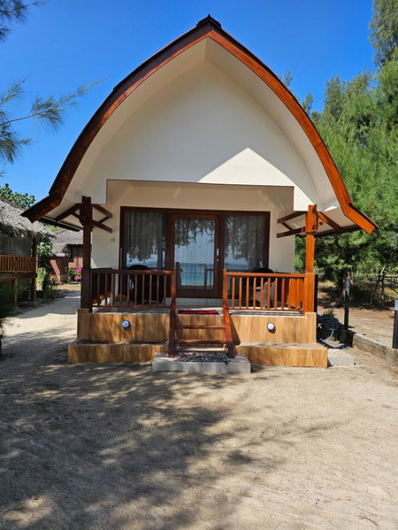 Bluecoral Bungalows, Gili Meno, Indonesia
