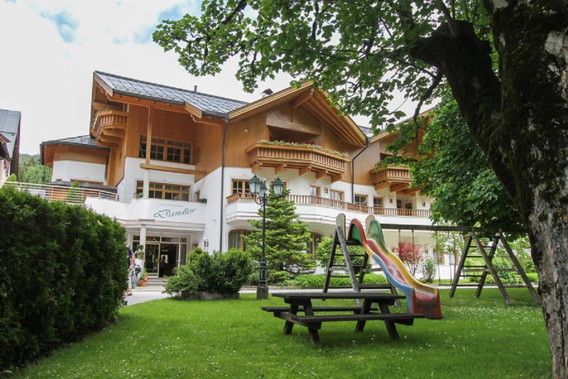 Zimmer & Ferienwohnungen Dandler, Fieberbrunn, Austria