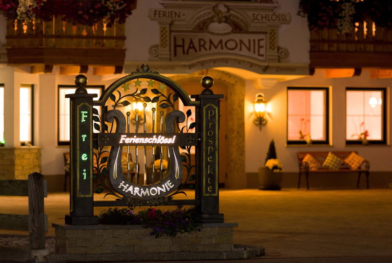 Ferienschlössl Harmonie, Holzgau, Austria