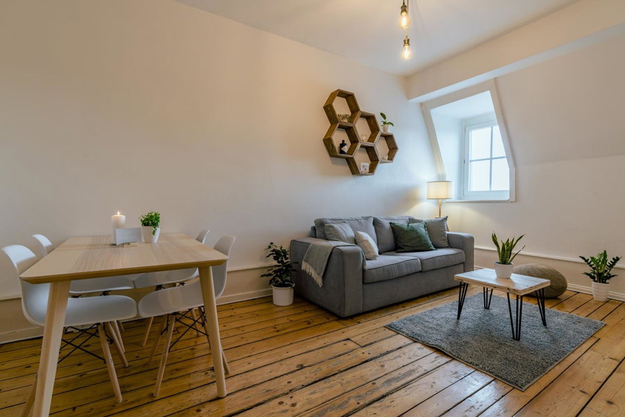 Eigene Wohnung im Stadtzentrum mit wunderschöner Dachterrasse, Biel, Switzerland