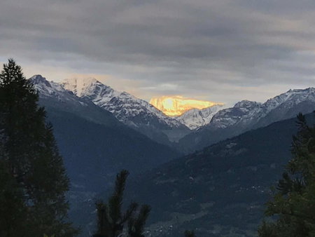 Chalet Domaine de la Famille te Arbaz, Arbaz, Switzerland
