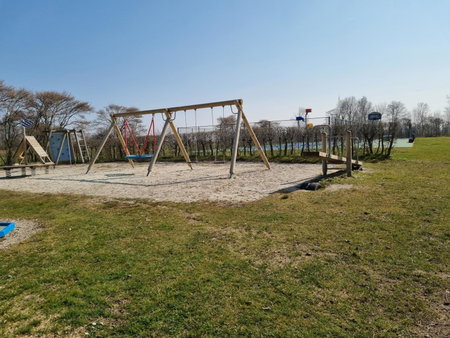 Vakantie vieren aan het Sneekermeer, Offingawier, The Netherlands