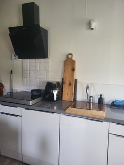 LUXE Bloemenzicht 4 personen, BnB, 10 minuten van zee, Breezand, The Netherlands