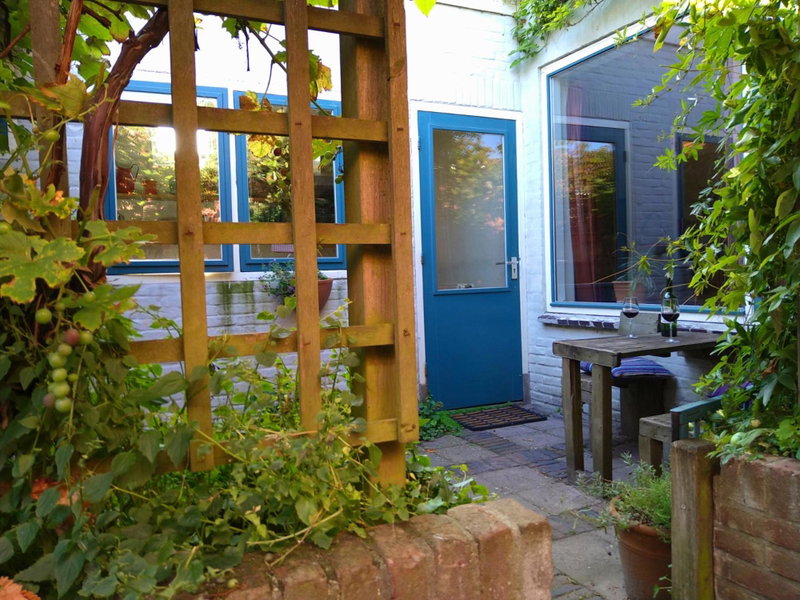 Logies de Zeeuwse Klei, een gezellig jaren 30 huis, Middelburg, The Netherlands