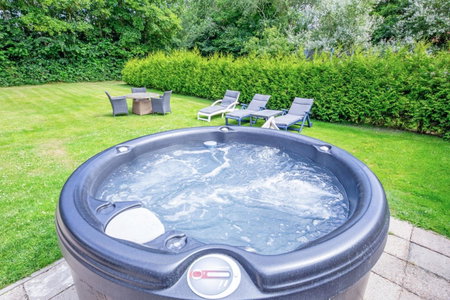 The island life texel met jacuzzi, De Koog, The Netherlands