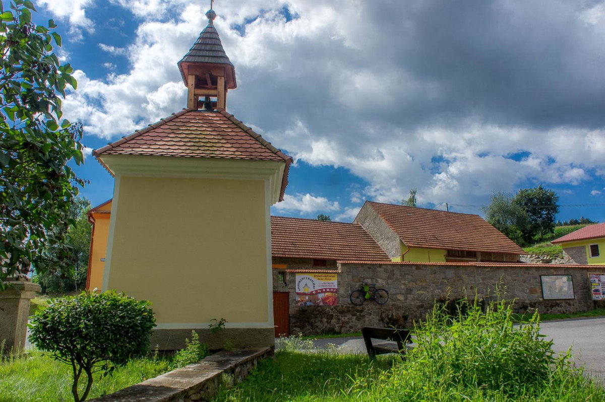 Hotel · Apartmány U kapličky, Kamýk Nad Vltavou