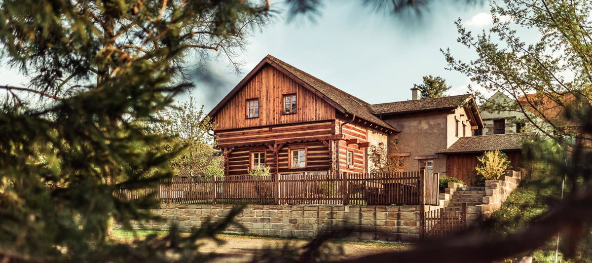 Roubenka u Huvarů, Czechia