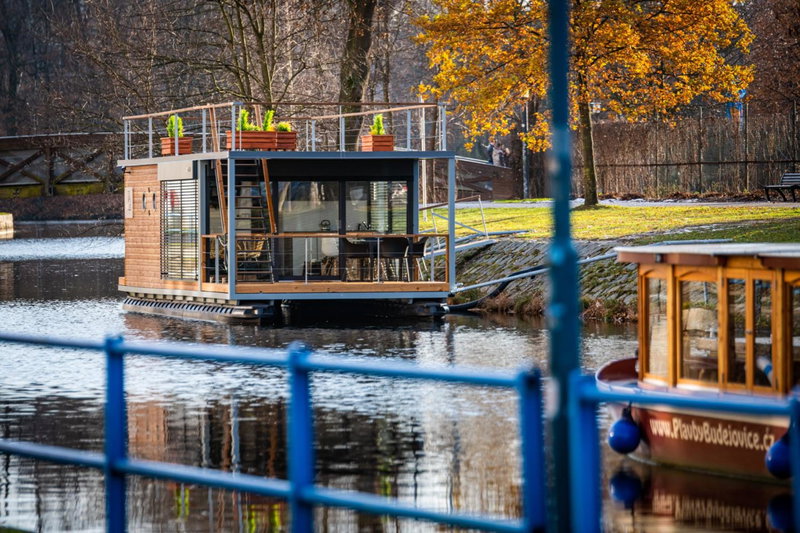 Rezidence Malše - Unikátní apartmány na vodě, České Budějovice, Czechia