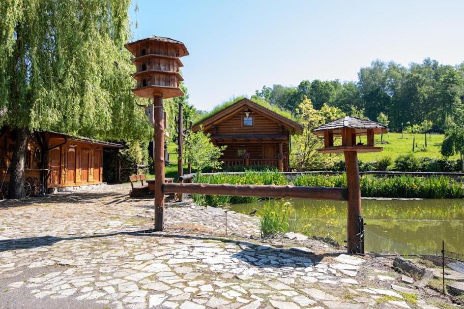 Srub RANCH NA HRANICI, Czechia