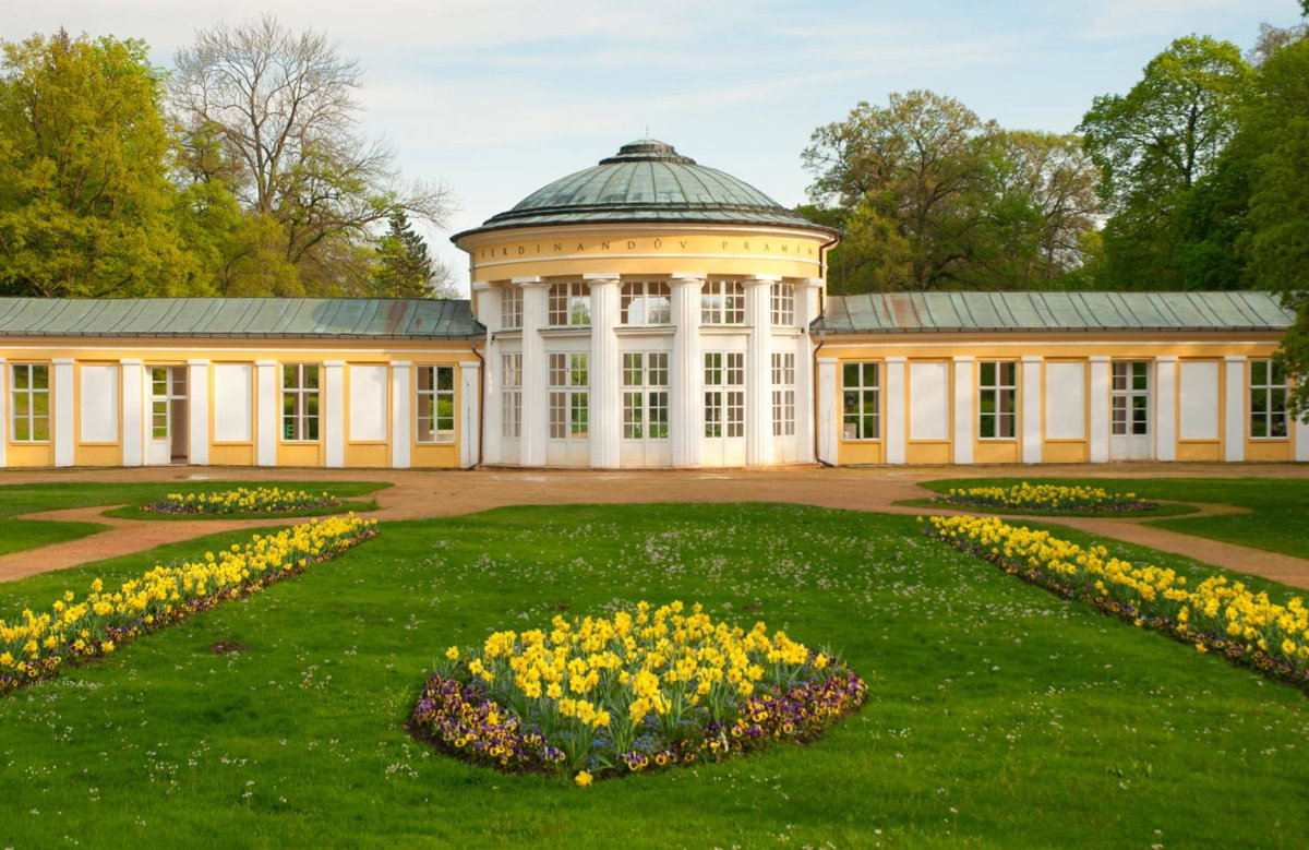 Hotel · Apartment CHOPIN, Mariánské Lázně