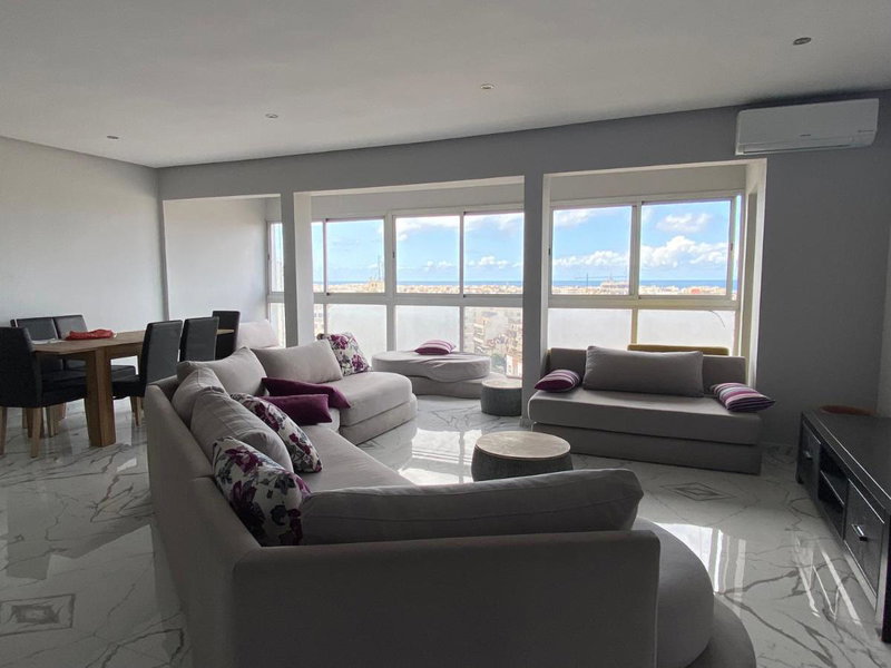 Anfa 118 - Best view in town. 3 bedrooms. 2 bathrooms. Great location., Casablanca, Morocco