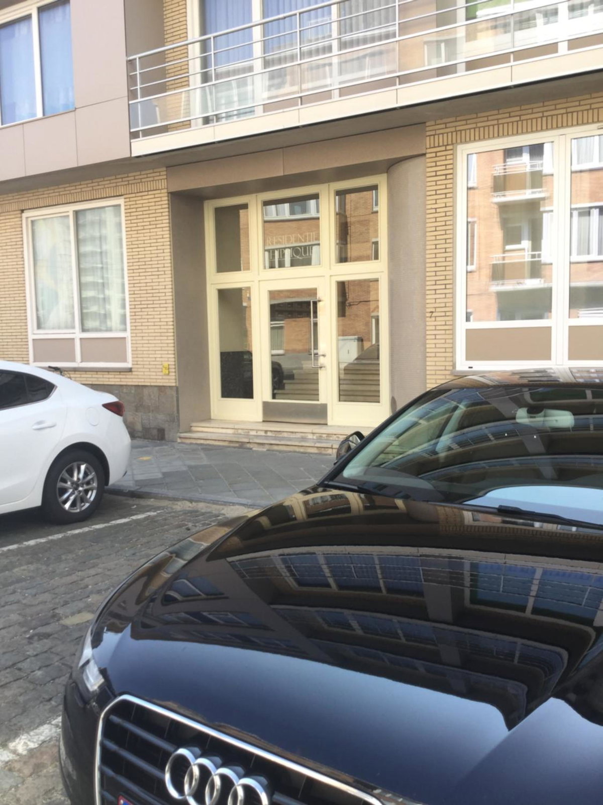 Hotel · Studio Hippique, Ostend