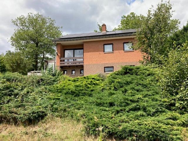 Les Cinq Francais, Nismes, Belgium