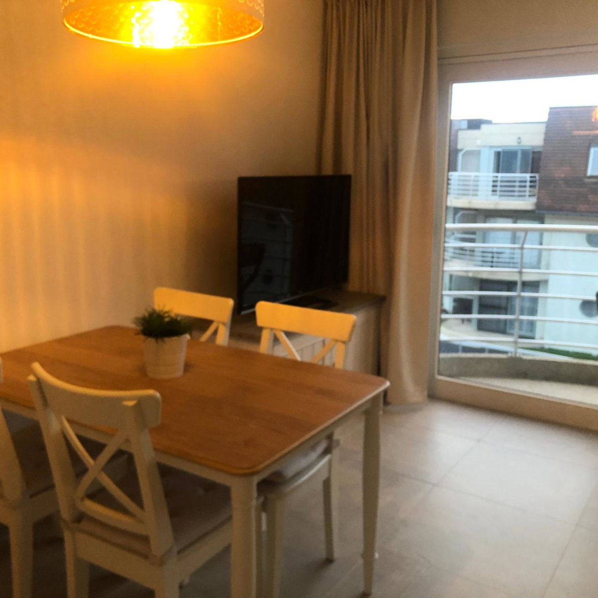 Hotel · Angel, Bredene