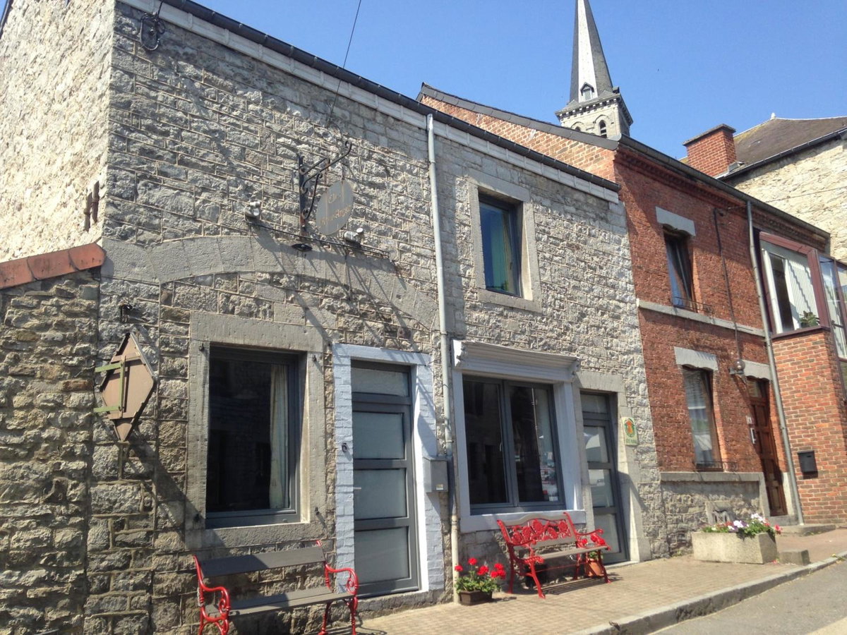 Hotel · Chez Marie-Angèle, Treignes