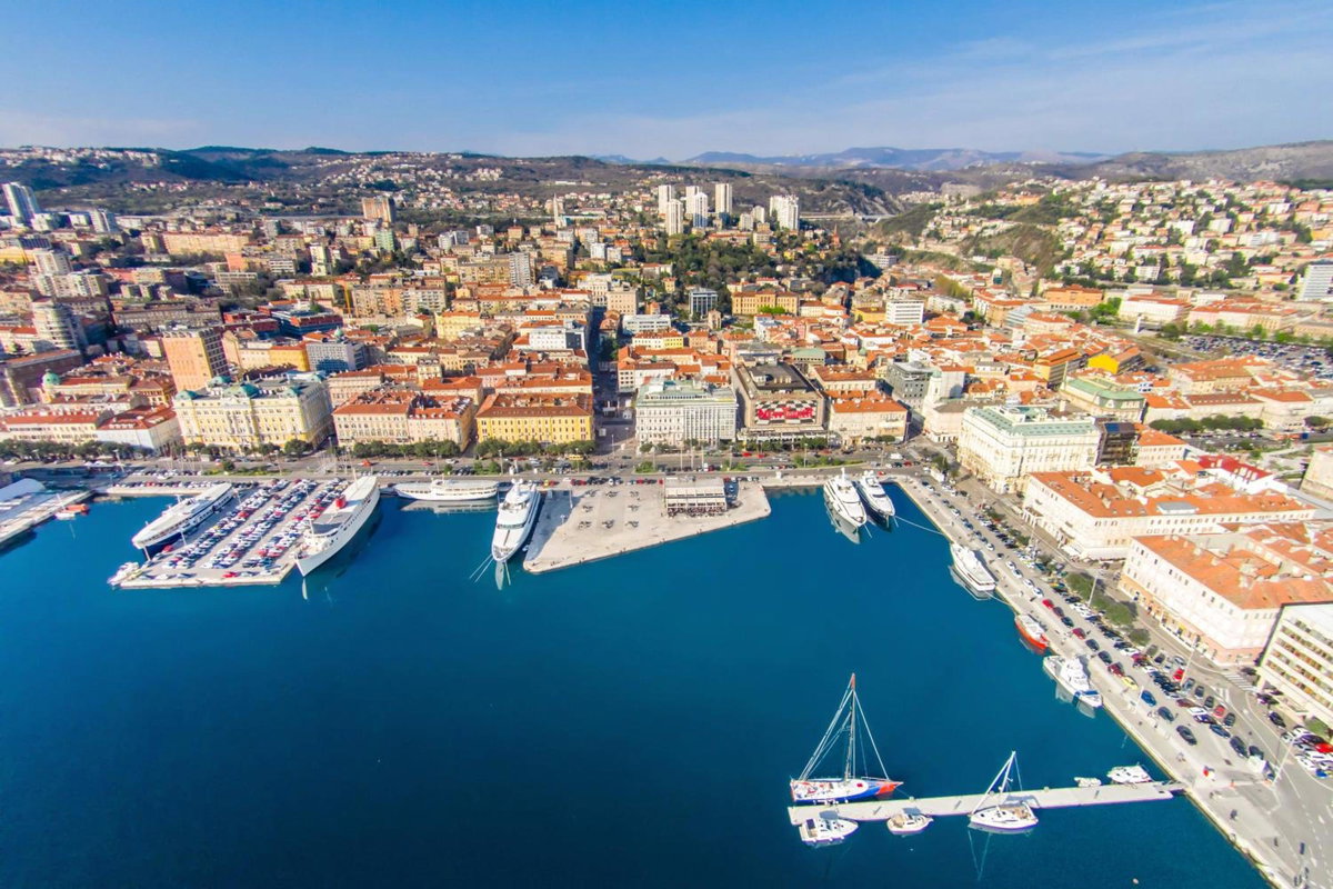 Fran Green & Blue apartment, Croatia